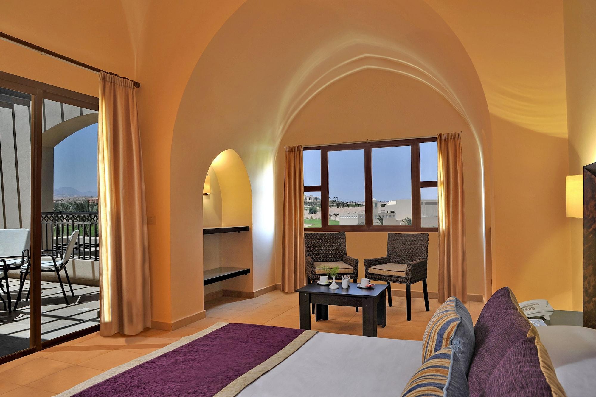 Курортный комплекс Jaz Neo Saraya Palms 4*